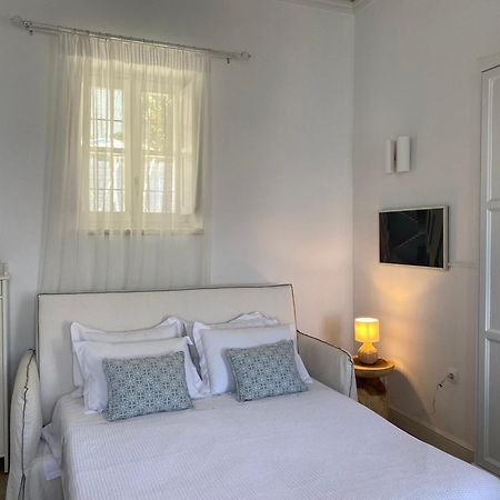 Halki Sea Breeze - A Waterfront Villa Eksteriør bilde